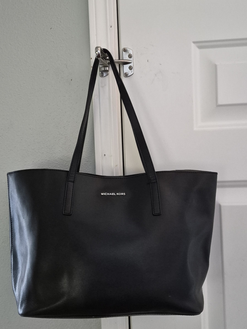 Micheal Kors Black Leather Large Tote Shoulder Bag Purse - Picture 5 of 13